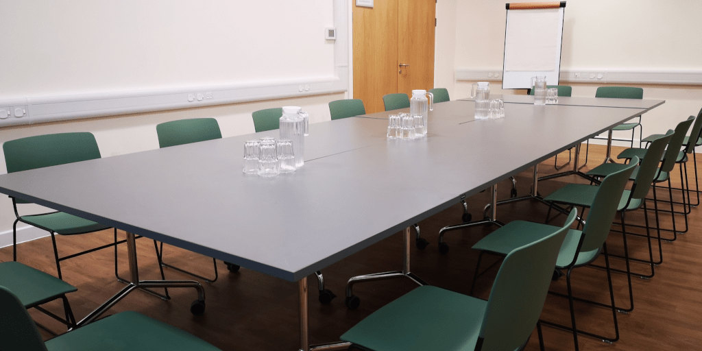 Big Duncan set up in boardroom style